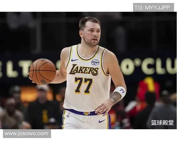湖人125-101国王迎4利好！东契奇进步，詹姆斯满状态，防守太给力